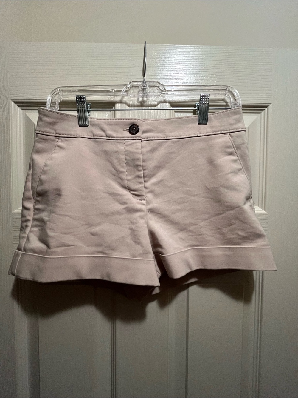 Express Shortie Women's 4 Beige Mid Rise Chino Shorts Flat Front Pockets